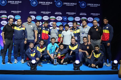 نایب قهرمانی ایران در رقابت های کشتی فرنگی جوانان قهرمانی جهان- استونی